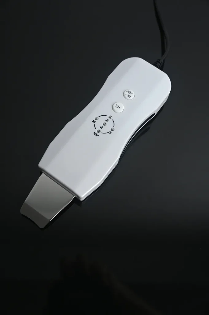Skin scrubber handle for professional hydradermabrasion facial deep cleansing machine