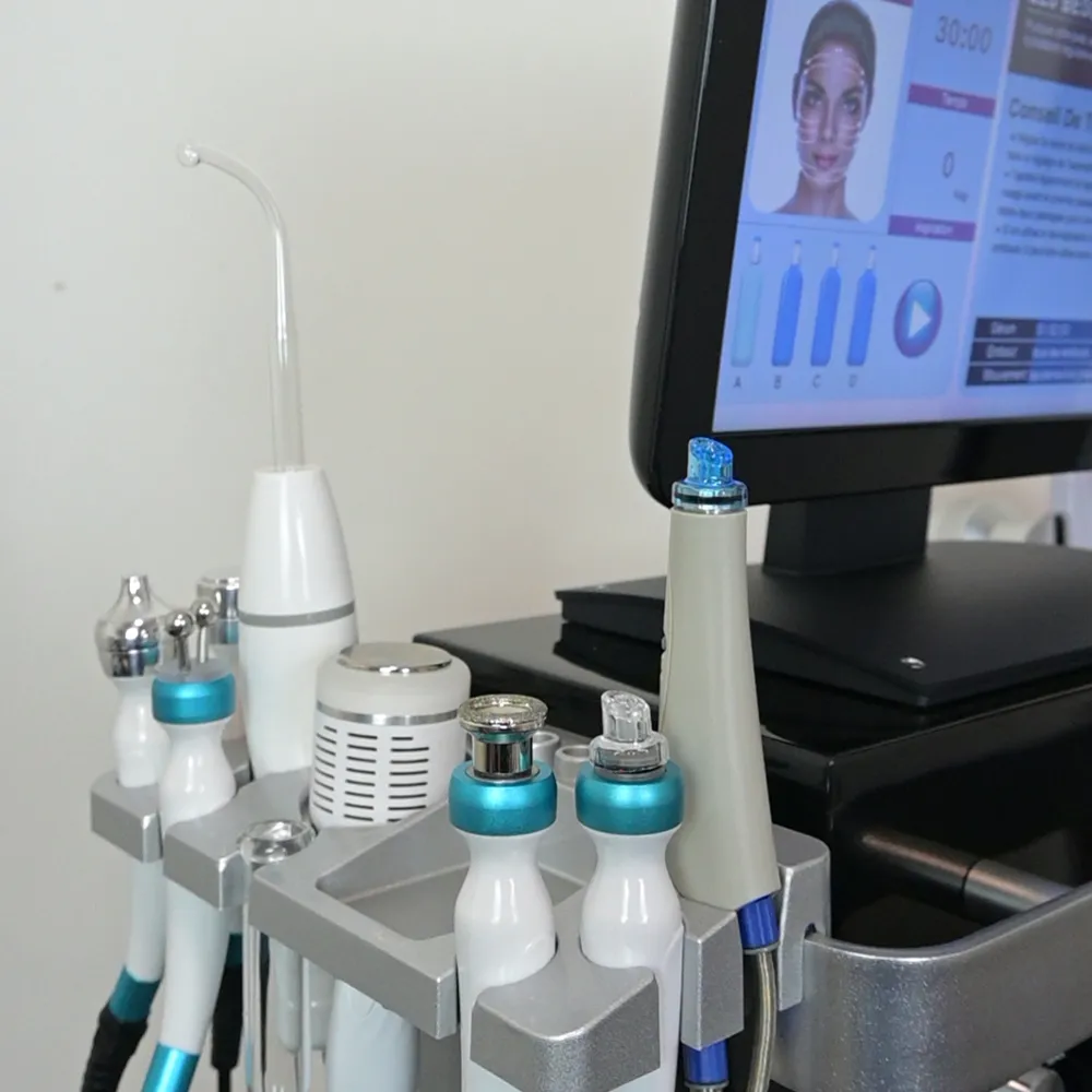 Hydradermabrasion facial machine multi-functional treatment handles