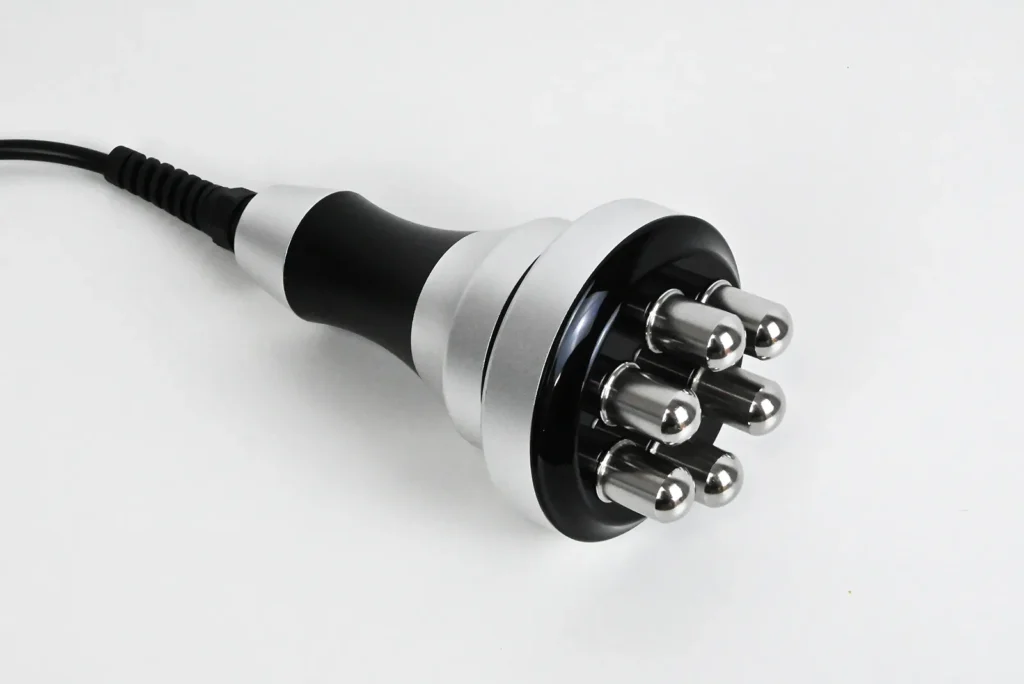 Body radio frequency handle for multifunctional cryolipolysis machine