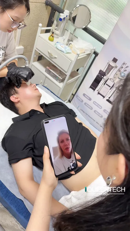 On-site Training Demonstration of Eye Vacuum RF Handle for Vacuum Roller Slimming Machine, Live Delicate Eye Anti-Aging Treatment Operation Guide Photo for Multifunctional Salon Beauty Equipment