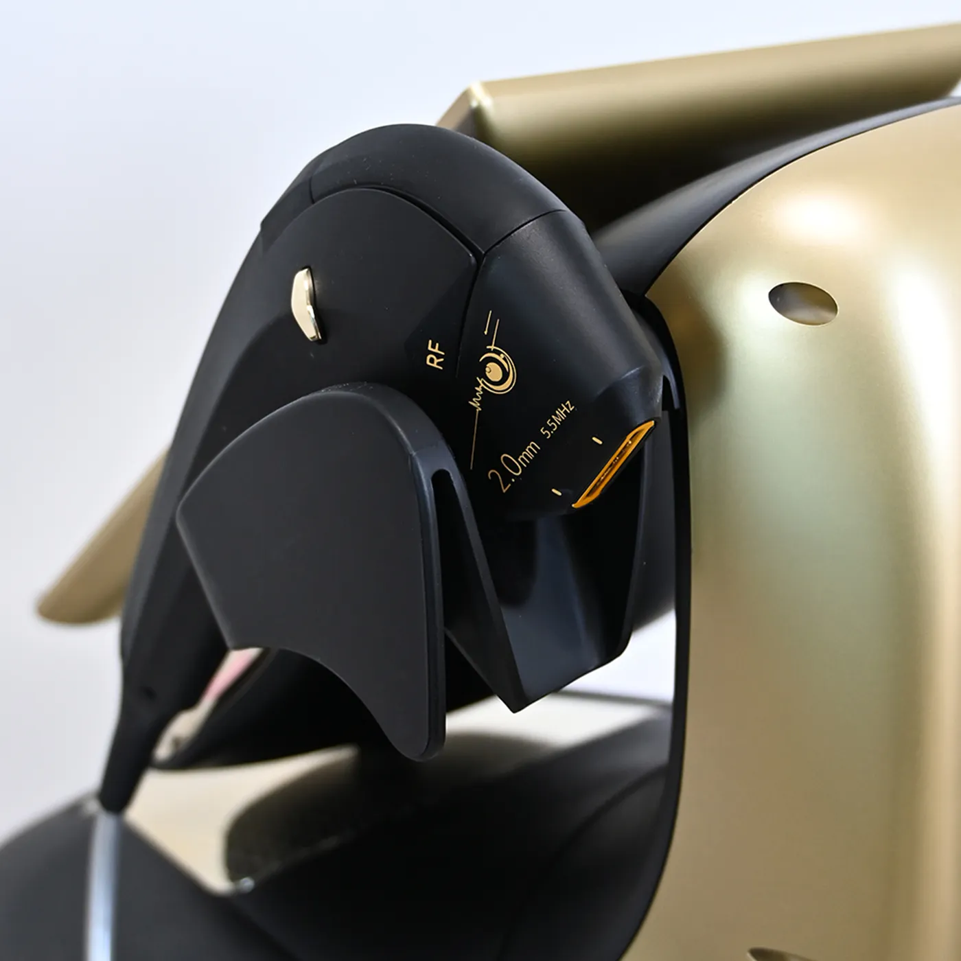 Machine HIFU 25D-360Max gros plan poignée 15RS applicateur anti-âge visage