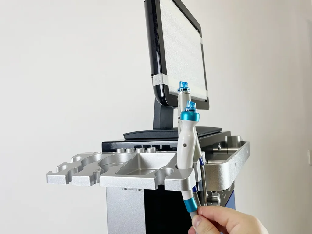 Install new hydradermabrasion handle for 15 in 1 Hydradermabrasion Machine