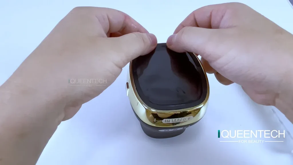 Appareil HIFU 25D 360 MAX, appliquer l'autocollant d'étanchéité sur la cartouche 18RS